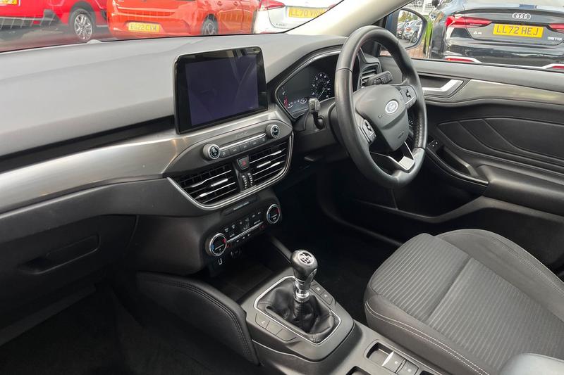 Used Ford Focus 2018 for sale - 76184389: Photo 18