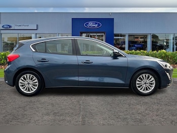 Used Ford Focus 2018 for sale - 76184389: Photo 3