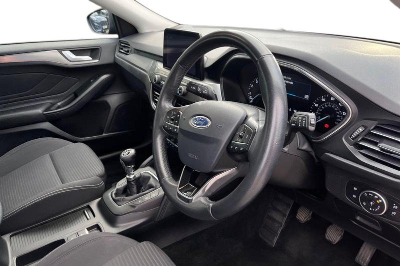 Used Ford Focus 2018 for sale - 76184389: Photo 9