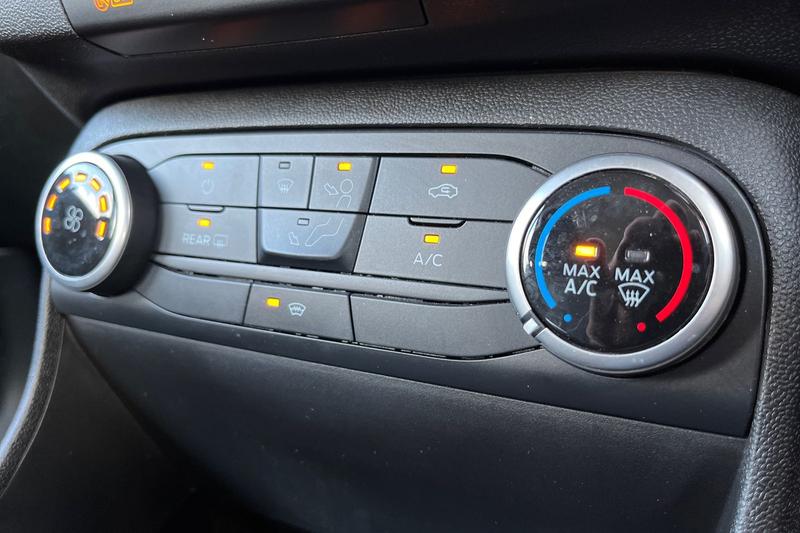 Used Ford Fiesta 2018 for sale - 77926717: Photo 33