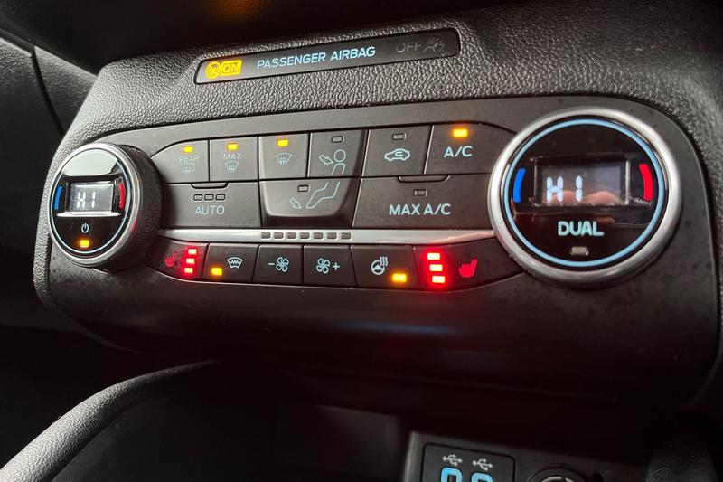 Used Ford Focus 2021 for sale - 77138328: Photo 32