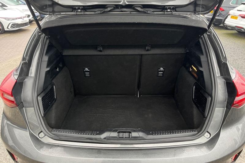 Used Ford Focus 2023 for sale - 77697560: Photo 21