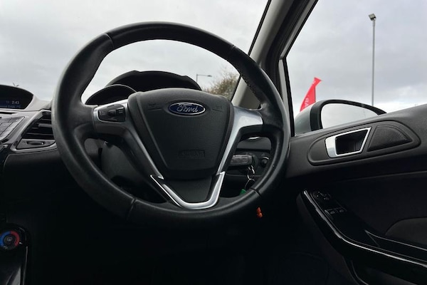 Used Ford Fiesta 2016 for sale - 76222698: Photo 12