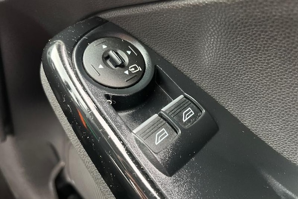 Used Ford Fiesta 2016 for sale - 76222698: Photo 16