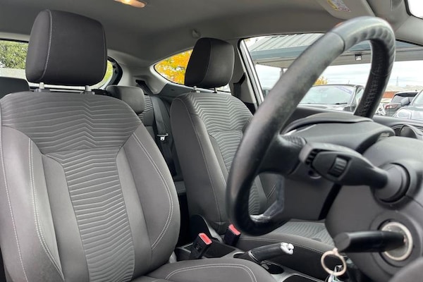 Used Ford Fiesta 2016 for sale - 76222698: Photo 17