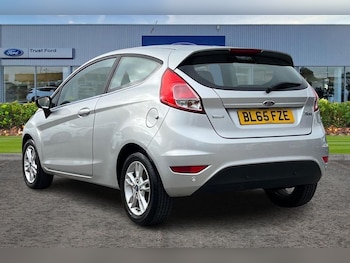 Used Ford Fiesta 2016 for sale - 76222698: Photo 2