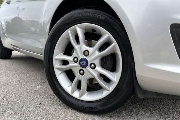 Used Ford Fiesta 2016 for sale - 76222698: Photo 8