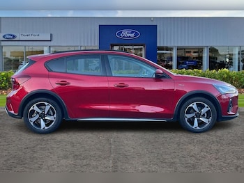 Used Ford Focus 2022 for sale - 78087891: Photo