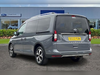 Used Ford Tourneo Connect 2023 for sale - 79203249: Photo