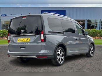 Used Ford Tourneo Connect 2023 for sale - 79203249: Photo