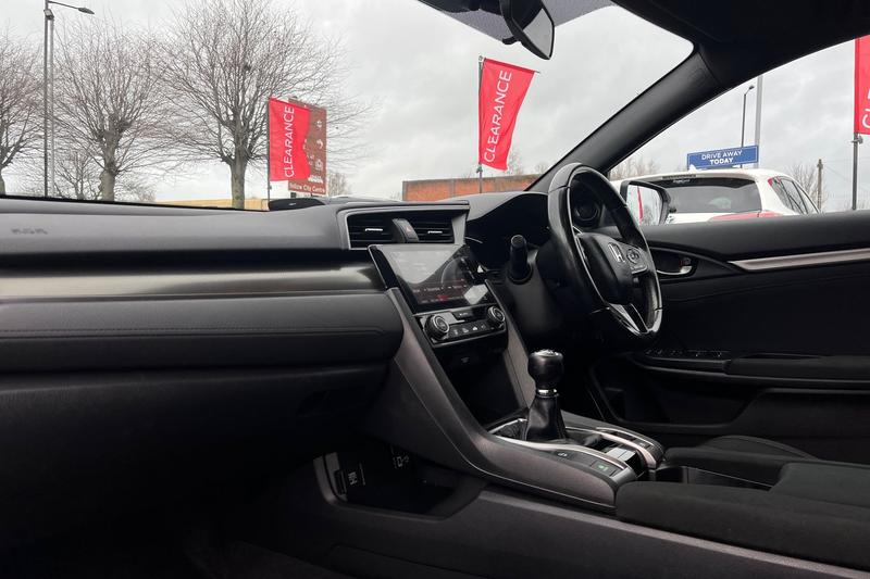 Used Honda Civic 2019 for sale - 77176439: Photo 18