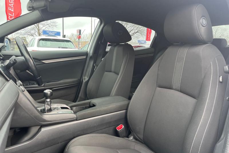 Used Honda Civic 2019 for sale - 77176439: Photo 19