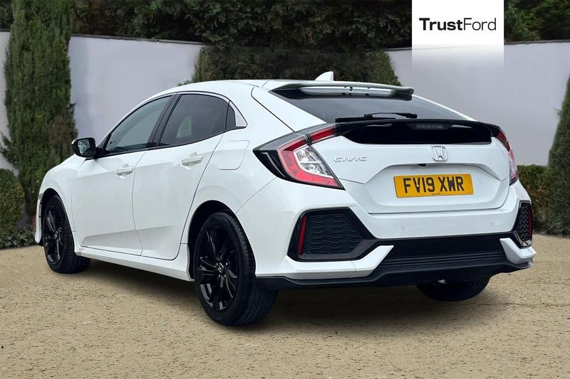 Used Honda Civic 2019 for sale - 77176439: Photo 2