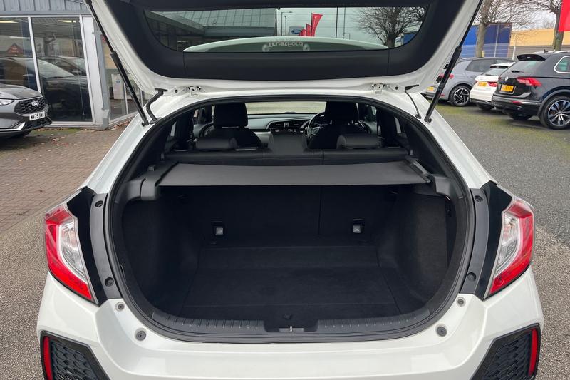 Used Honda Civic 2019 for sale - 77176439: Photo 21