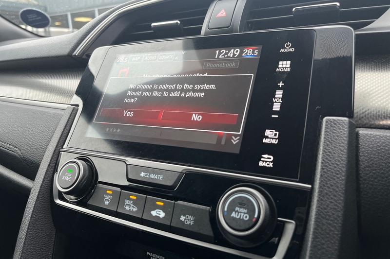 Used Honda Civic 2019 for sale - 77176439: Photo 26