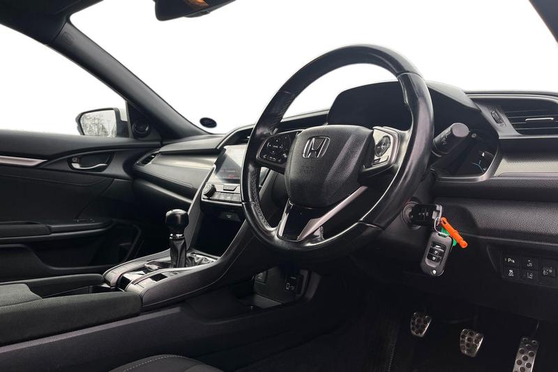 Used Honda Civic 2019 for sale - 77176439: Photo 9