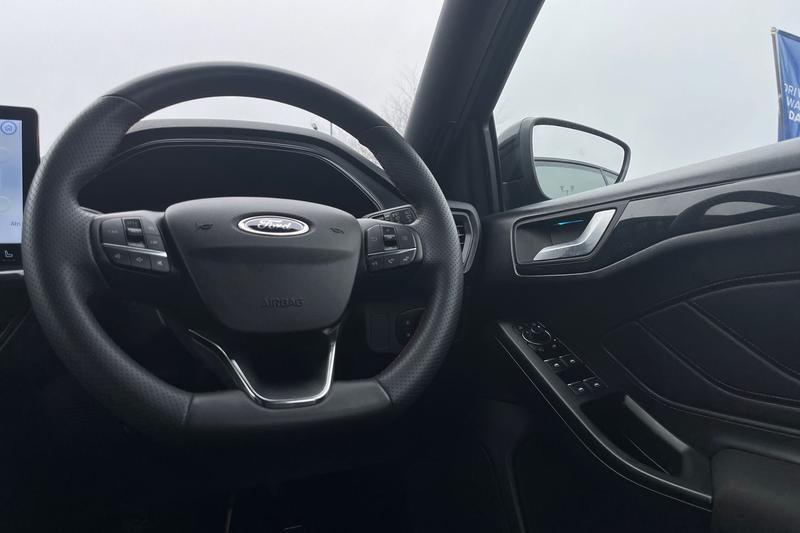 Used Ford Focus 2023 for sale - 77804537: Photo 12