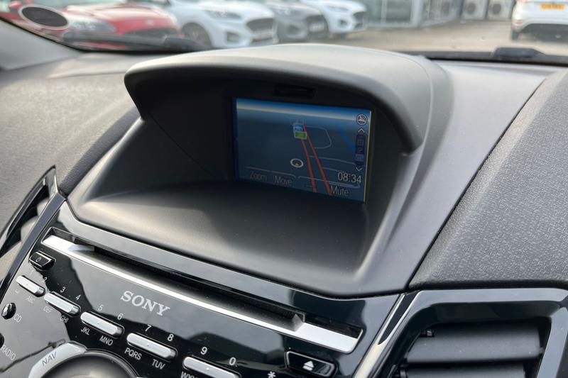 Used Ford Fiesta 2015 for sale - 77427235: Photo 24