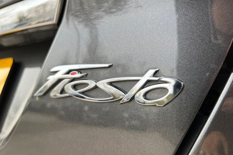 Used Ford Fiesta 2015 for sale - 77427235: Photo 40