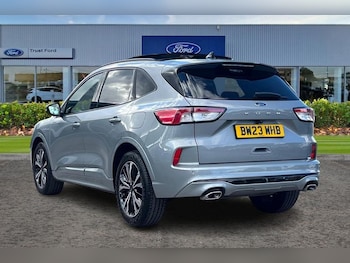 Used Ford Kuga 2023 for sale - 76067716: Photo 2