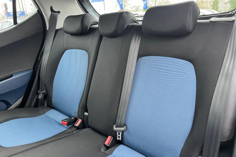 Used Hyundai i10 2014 for sale - 77487182: Photo 20