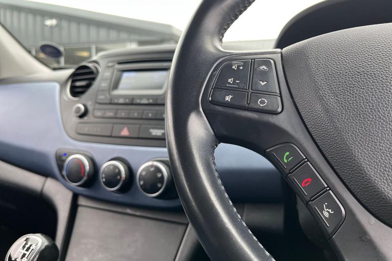 Used Hyundai i10 2014 for sale - 77487182: Photo 35