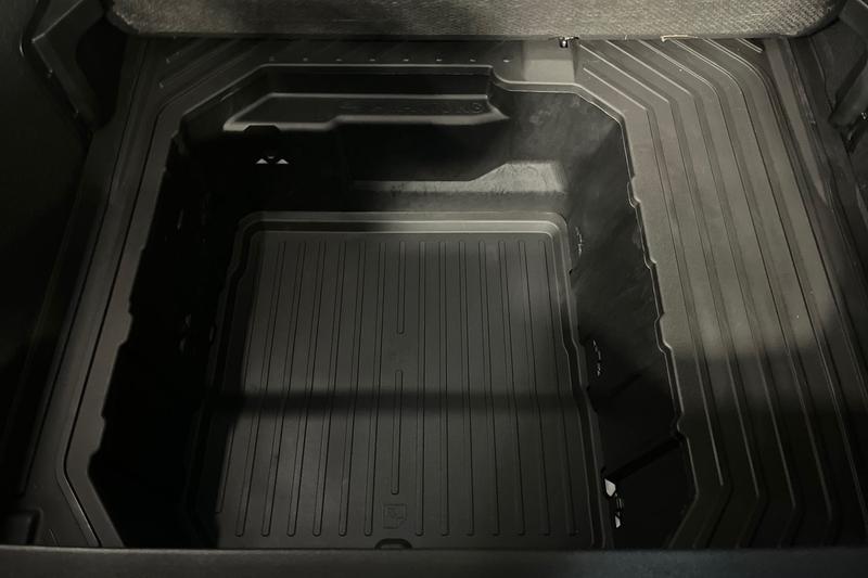 Vehicle 33
