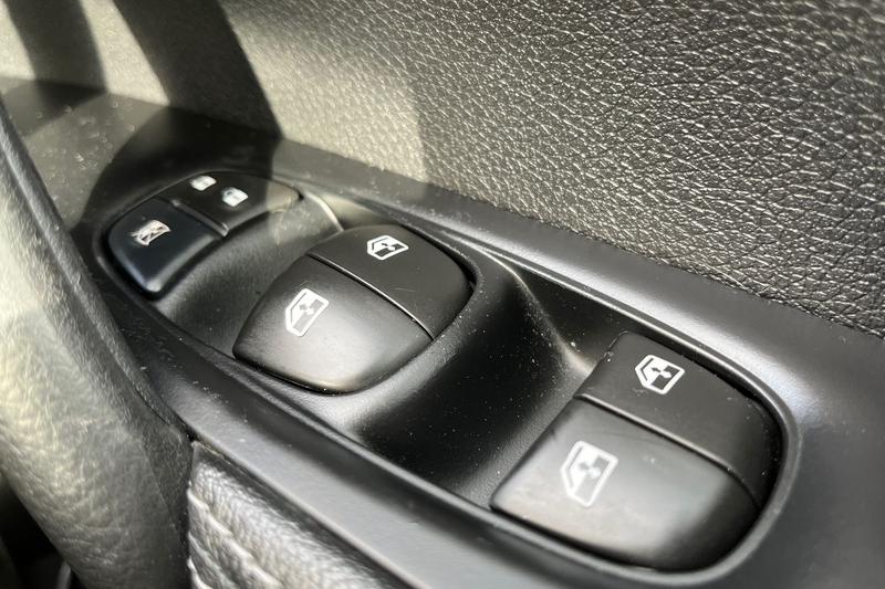 Used Nissan Qashqai for sale - 77864685: Photo 16