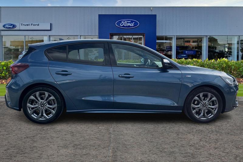 Used Ford Focus 2023 for sale - 78028675: Photo 3