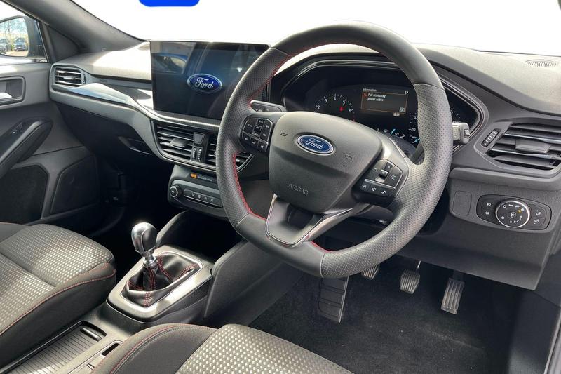 Used Ford Focus 2023 for sale - 78028675: Photo 9