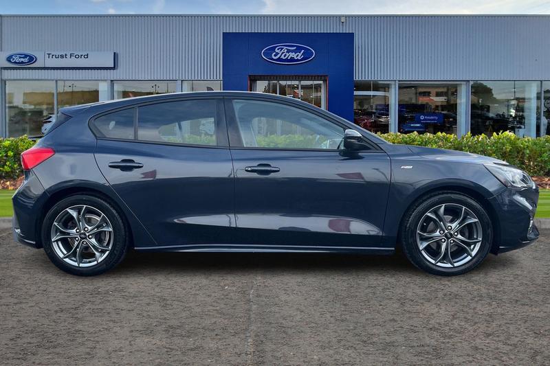 Used Ford Focus 2020 for sale - 77176438: Photo 3