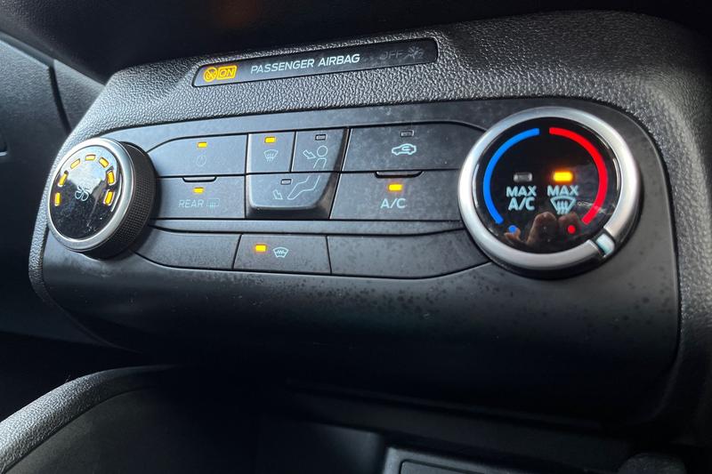 Used Ford Focus 2020 for sale - 77176438: Photo 33