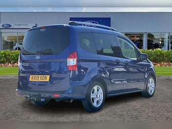 Used Ford Tourneo Courier 2019 for sale - 79512371: Photo