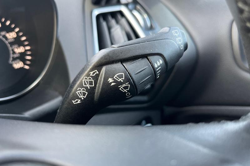 Used Ford Kuga 2017 for sale - 76862401: Photo 15