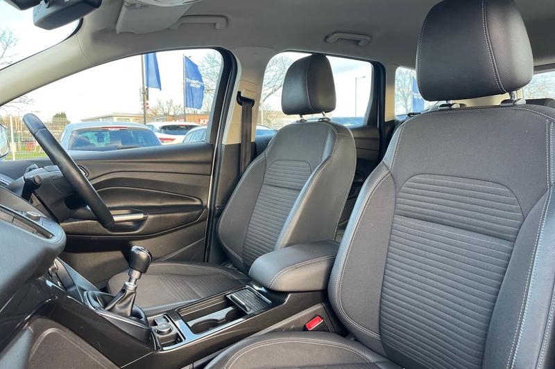 Used Ford Kuga 2017 for sale - 76862401: Photo 19