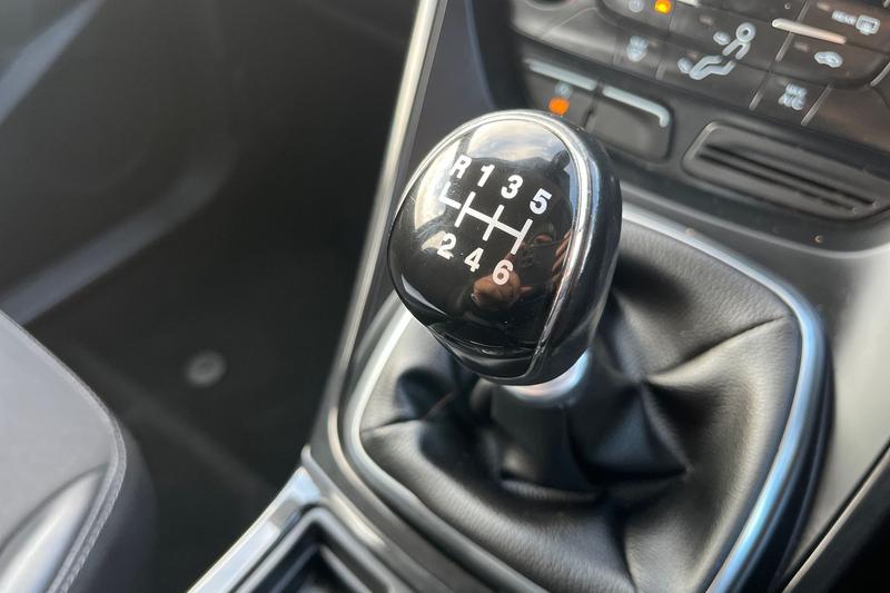 Used Ford Kuga 2017 for sale - 76862401: Photo 34