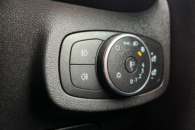 Used Ford Fiesta 2019 for sale - 76405331: Photo 24