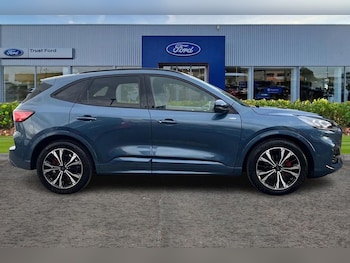 Used Ford Kuga 2023 for sale - 76142572: Photo 3