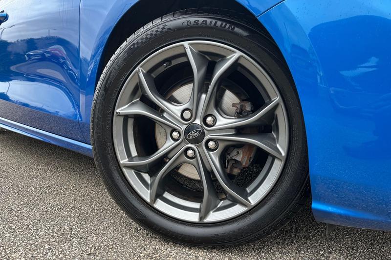 Used Ford Focus 2019 for sale - 76467815: Photo 8