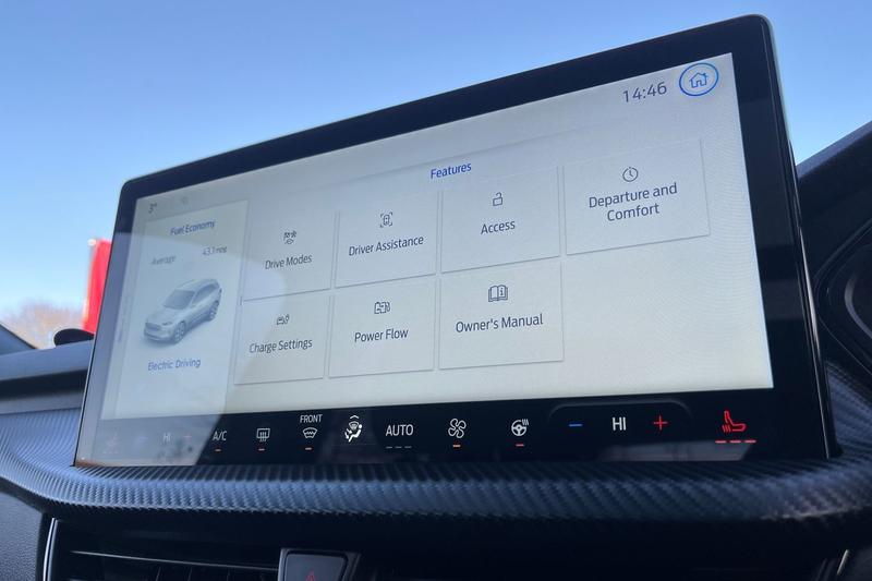 Used Ford Kuga 2025 for sale - 77248768: Photo 31