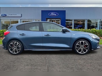 Used Ford Focus 2021 for sale - 78042792: Photo