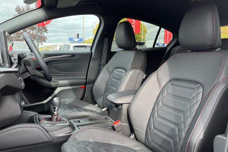 Used Ford Focus 2022 for sale - 76222655: Photo 19