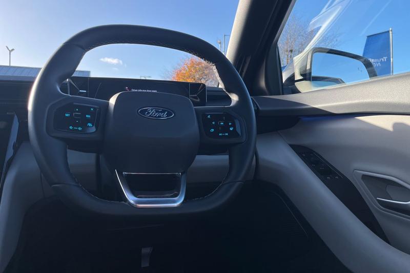 Used Ford Explorer 2025 for sale - 76621538: Photo 12