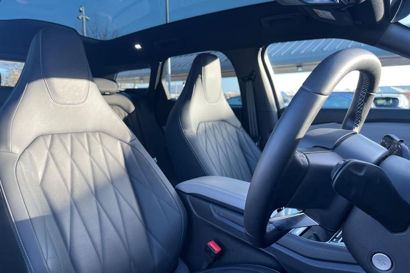 Used Ford Explorer 2025 for sale - 76621538: Photo 17