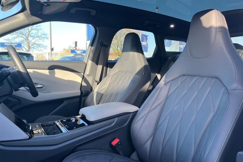 Used Ford Explorer 2025 for sale - 76621538: Photo 19