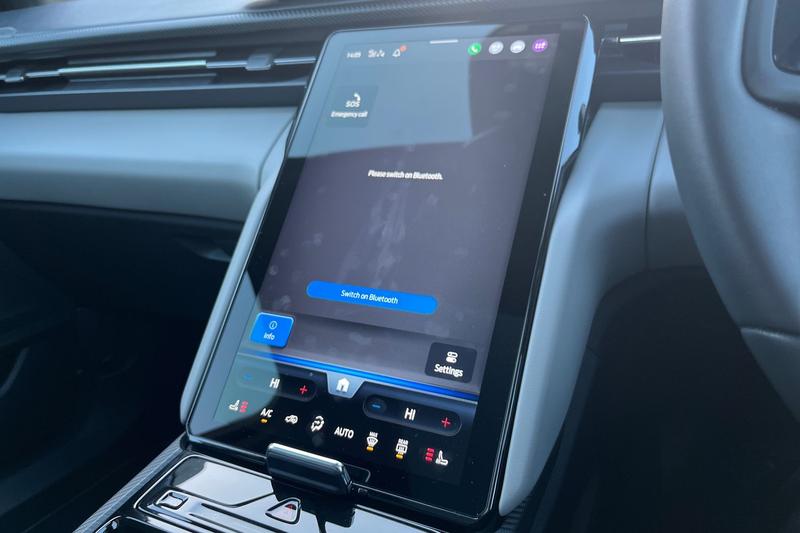 Used Ford Explorer 2025 for sale - 76621538: Photo 27