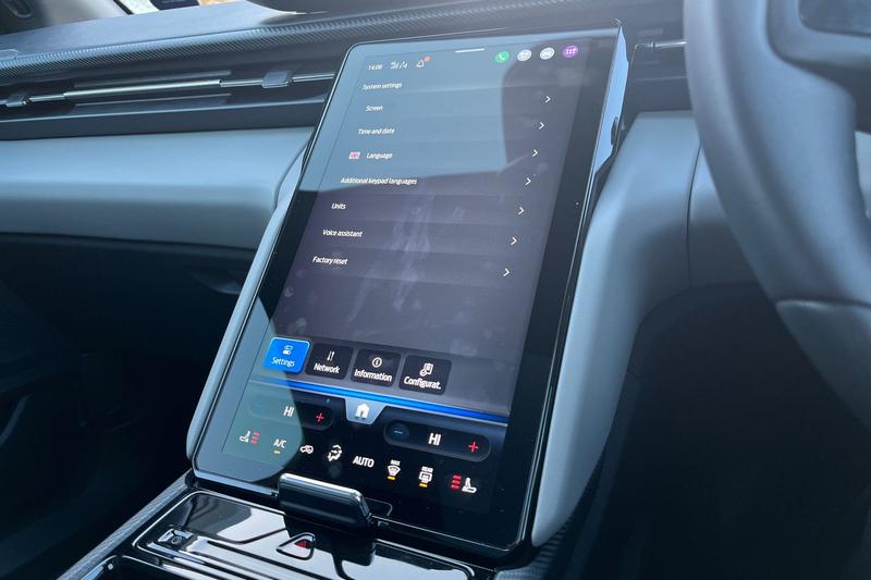 Used Ford Explorer 2025 for sale - 76621538: Photo 32