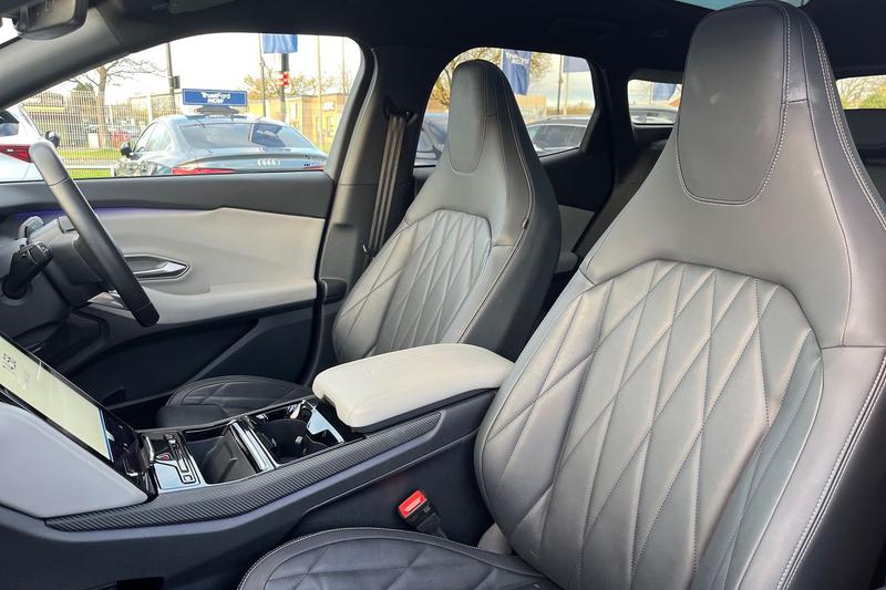 Used Ford Explorer 2024 for sale - 76634795: Photo 19