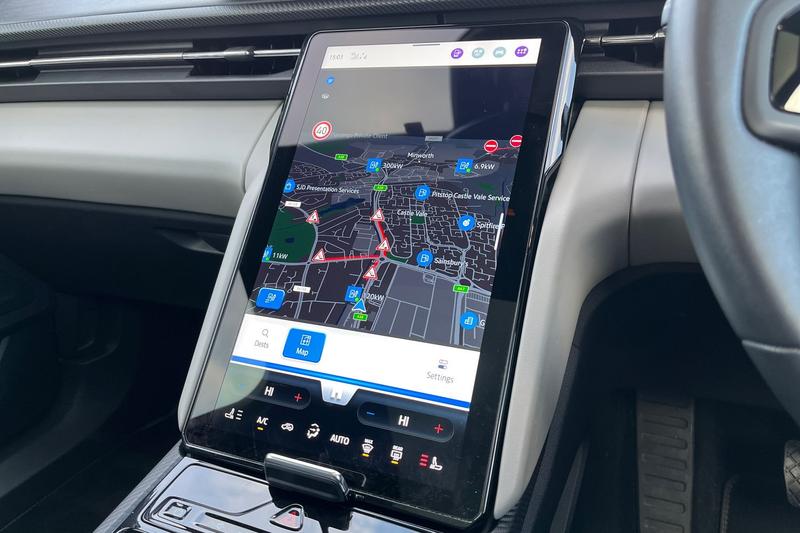 Used Ford Explorer 2024 for sale - 76634795: Photo 25