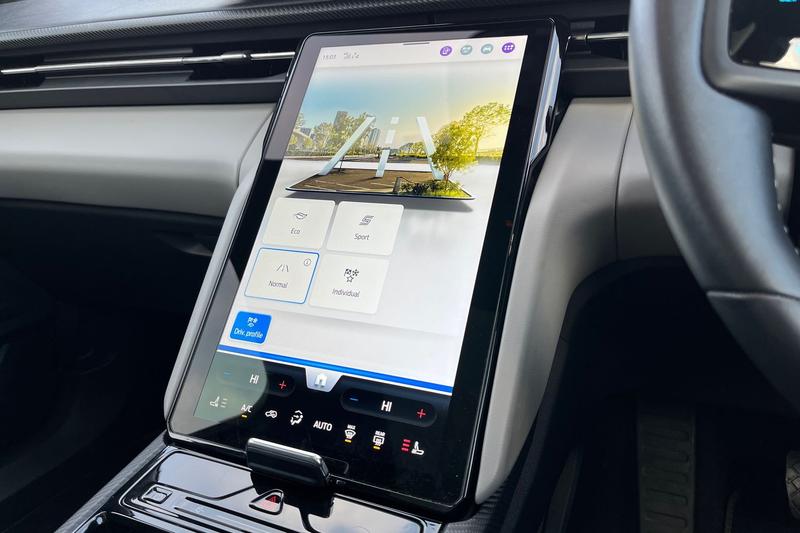 Used Ford Explorer 2024 for sale - 76634795: Photo 29